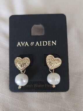Ava & Aiden Gold Heart Drop Earrings with White Pearls